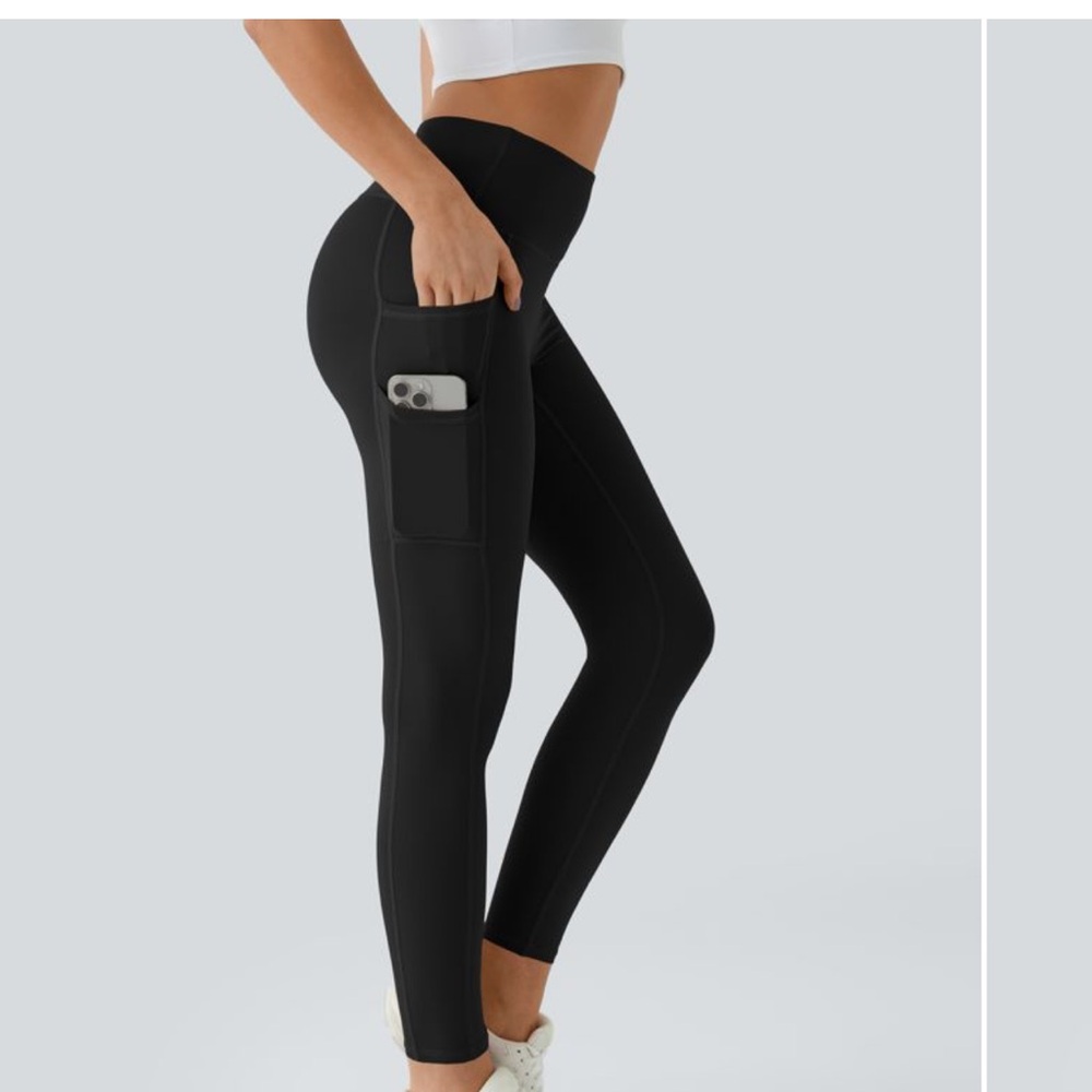 HALARA Black Ultra Sculpt Leggings with Side Pocket